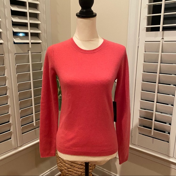 Tahari Sweaters - SOLD!! Tahari pure luxe 100% cashmere sweater xs